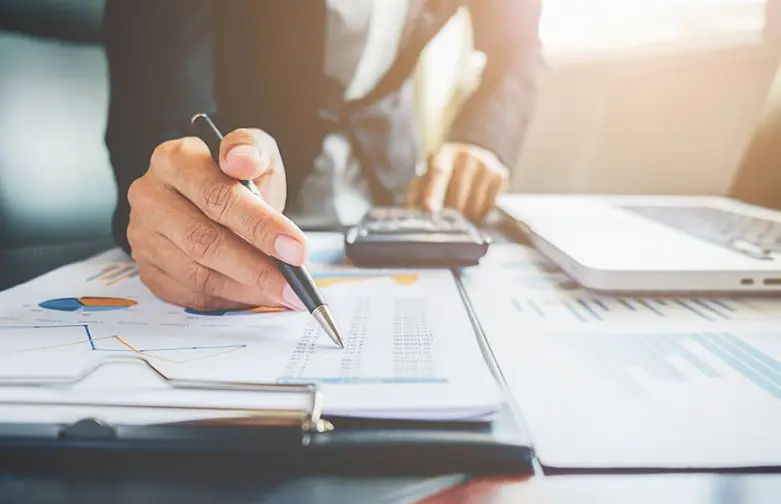 Finance services Ivalueplus