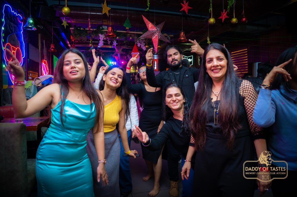 happy faces while enjoying christmas party at iValuePlus